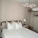 Сasa de vacaciones Maisonnette Familiale Proche Du Puydufou *