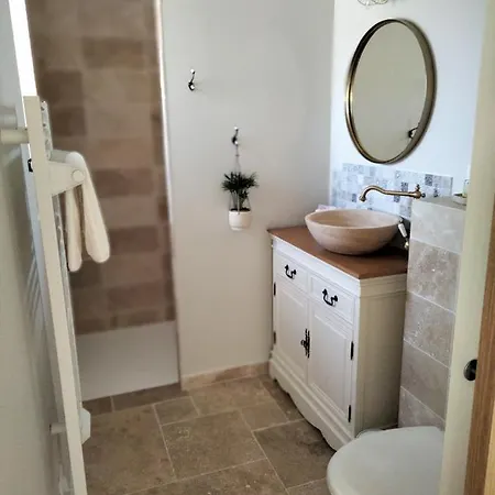 Maisonnette Familiale Proche Du Puydufou